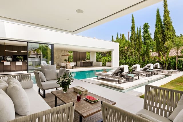 5 soveværelse Villa til salg i Nueva Andalucia, Marbella - € 5.995.000 (Ref: 9544515)