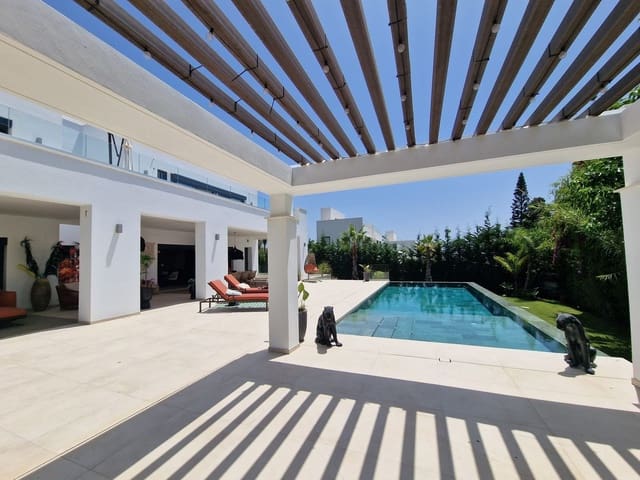 5 bedroom Villa for sale in Marbella with garage - € 5,295,000 (Ref: 9544518)