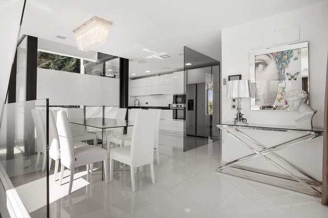 5 camera da letto Villa in vendita in Nueva Andalucia, Marbella - 3.390.000 € (Rif: 9544519)