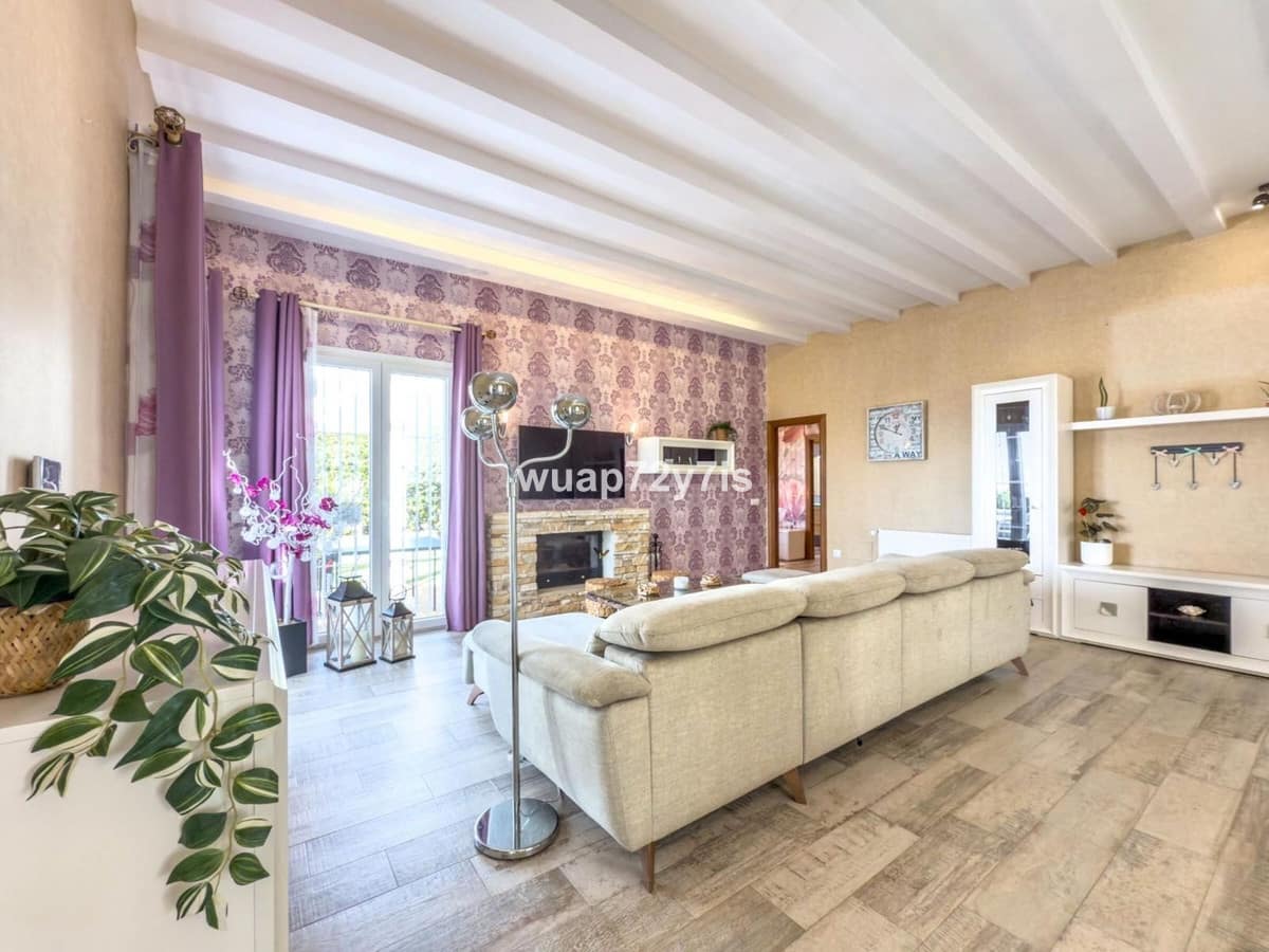 4 soveværelse Villa til salg i Istan med garage - € 999.000 (Ref: 9544523)