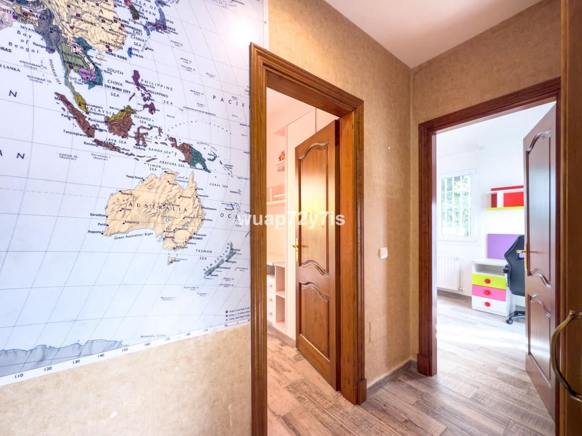 4 soveværelse Villa til salg i Istan med garage - € 999.000 (Ref: 9544523)