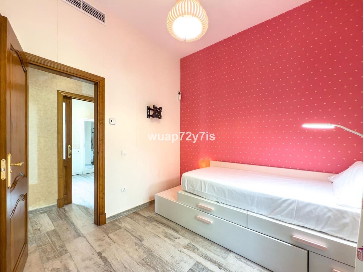 4 soveværelse Villa til salg i Istan med garage - € 999.000 (Ref: 9544523)