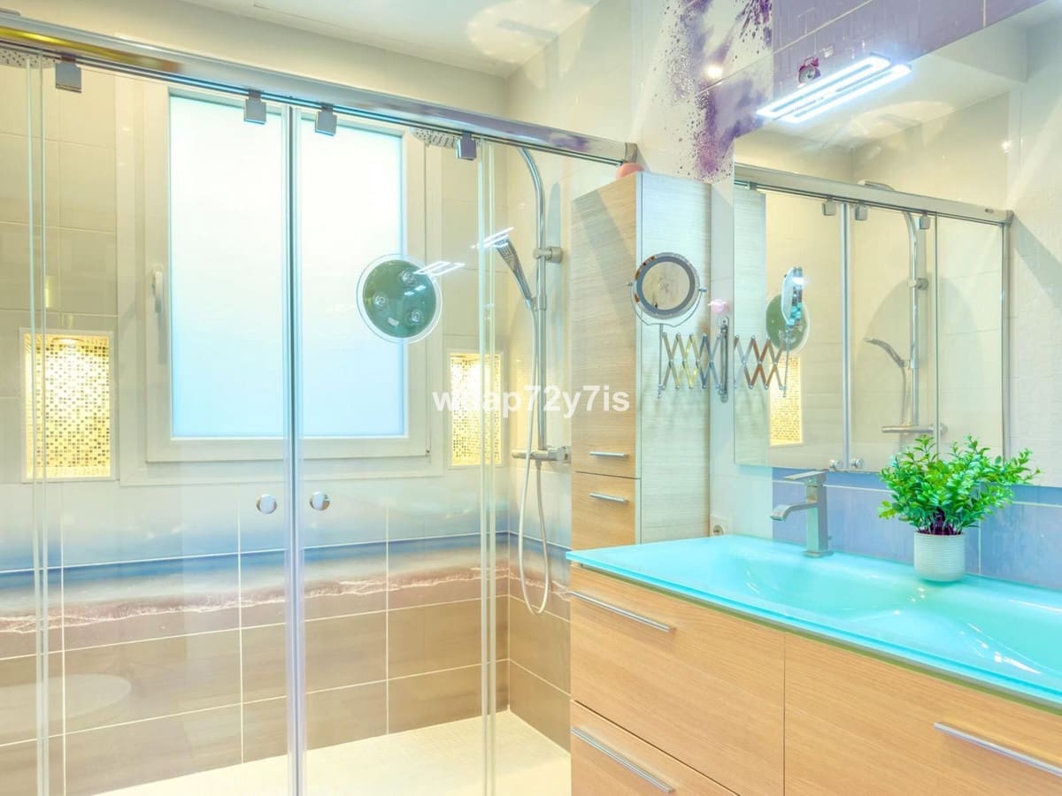 4 soveværelse Villa til salg i Istan med garage - € 999.000 (Ref: 9544523)