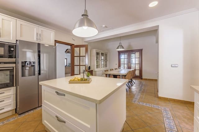 6 chambre Villa/Maison à vendre à Nueva Andalucia, Marbella - 4 100 000 € (Ref: 9544526)