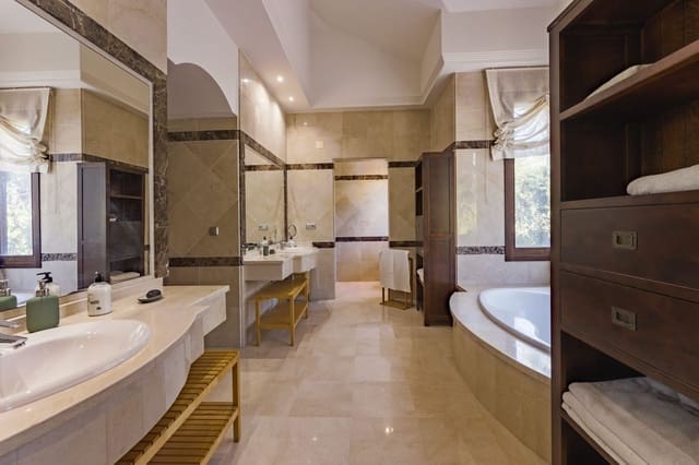 6 chambre Villa/Maison à vendre à Nueva Andalucia, Marbella - 4 100 000 € (Ref: 9544526)