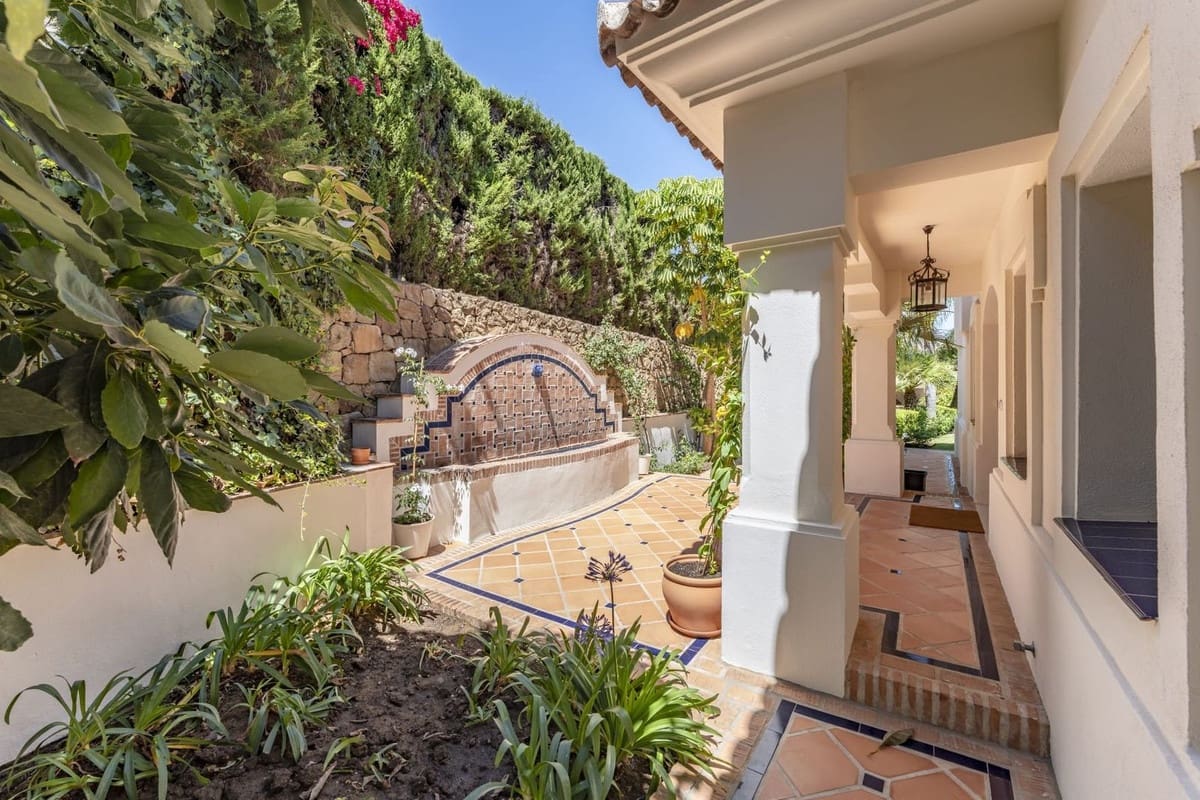 6 sypialnia Willa na sprzedaż w Nueva Andalucia - 4 100 000 € (Ref: 9544526)