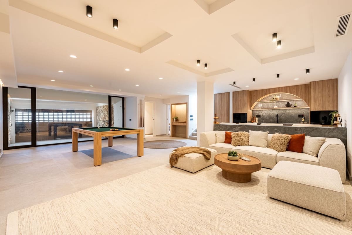 4 camera da letto Villa in vendita in Nueva Andalucia con garage - 3.495.000 € (Rif: 9544531)