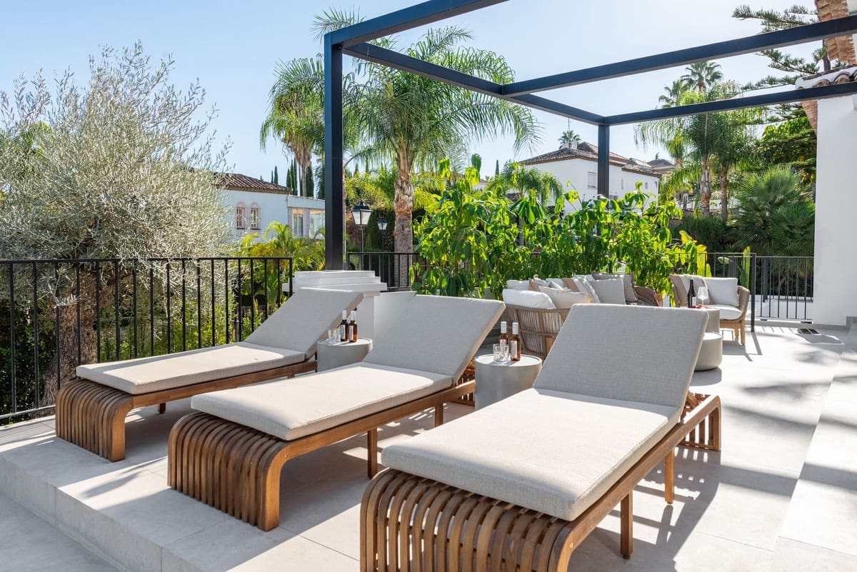 4 camera da letto Villa in vendita in Nueva Andalucia con garage - 3.495.000 € (Rif: 9544531)