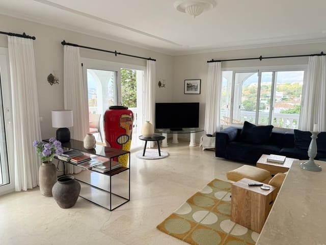 4 soveværelse Villa til salg i La Capellania, Benalmádena - € 1.395.000 (Ref: 9598114)