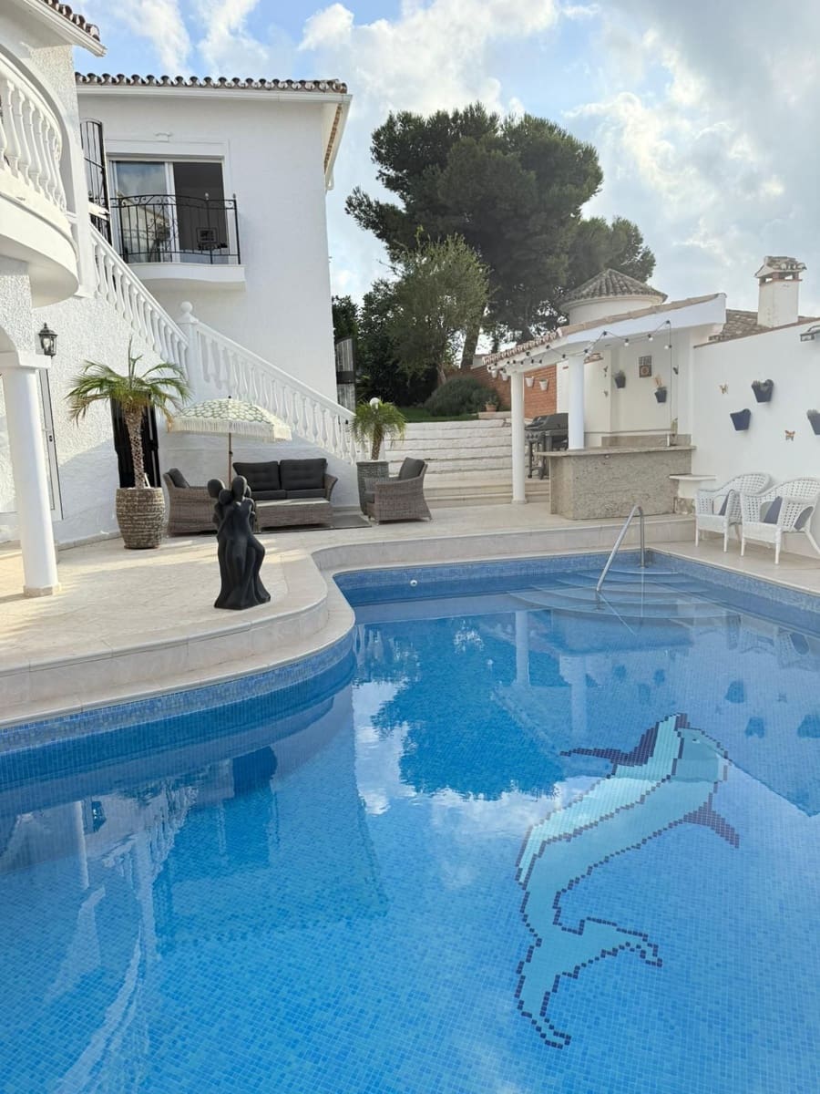 4 soveværelse Villa til salg i La Capellania - € 1.395.000 (Ref: 9598114)