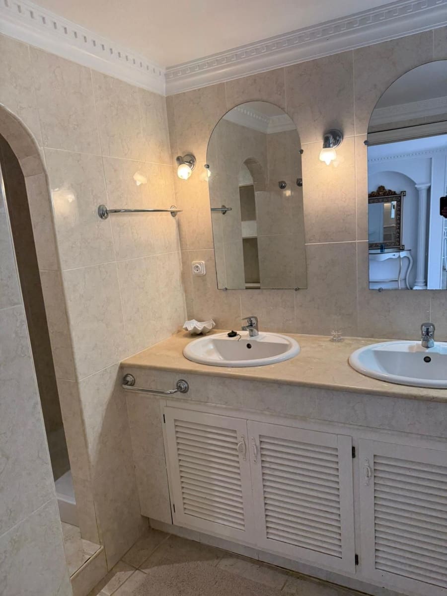 4 soveværelse Villa til salg i La Capellania - € 1.395.000 (Ref: 9598114)