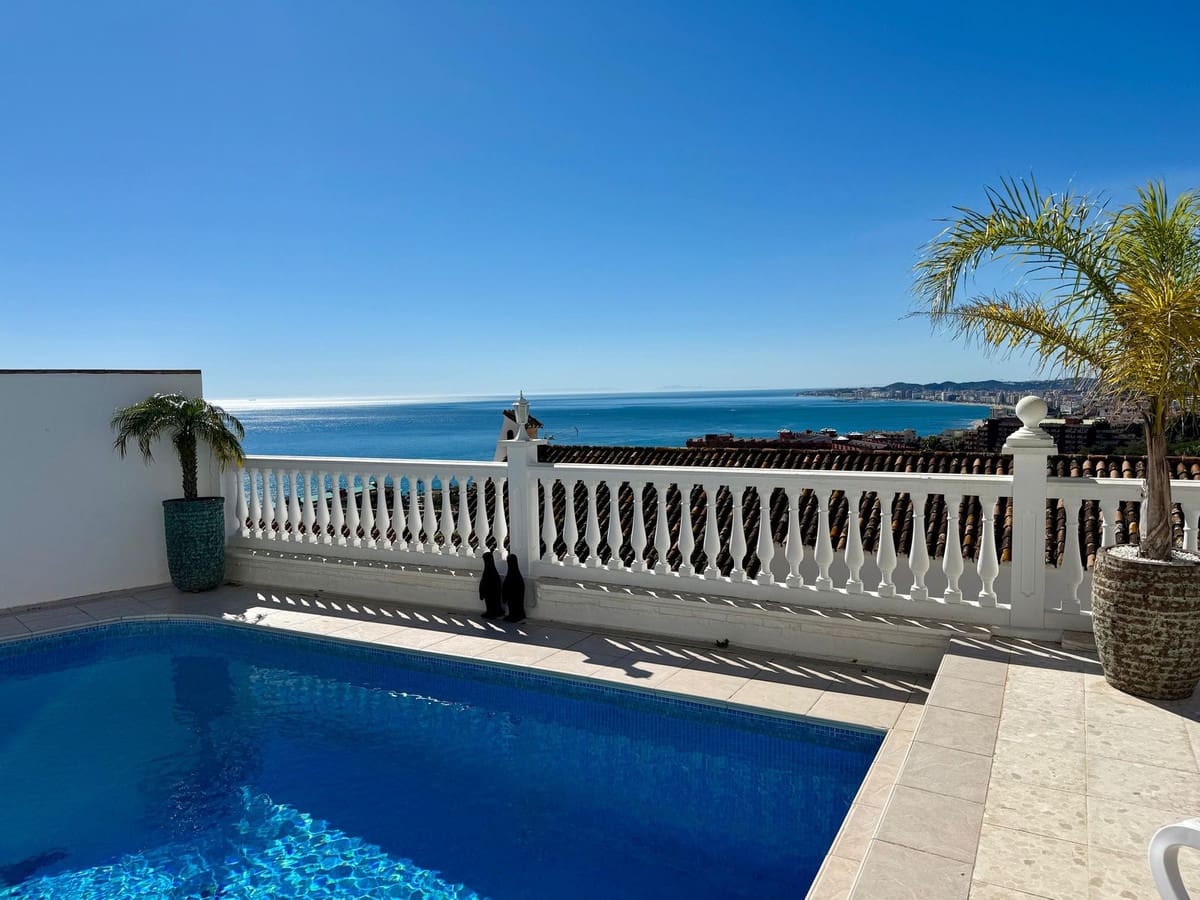 4 bedroom Villa for sale in La Capellania - € 1,395,000 (Ref: 9598114)