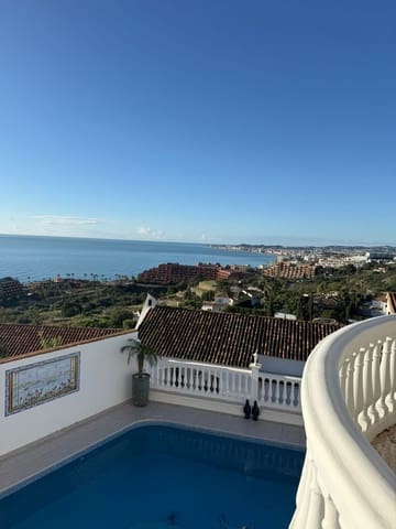 Chalet de 4 habitaciones en La Capellania, Benalmádena en venta - 1.395.000 € (Ref: 9598114)