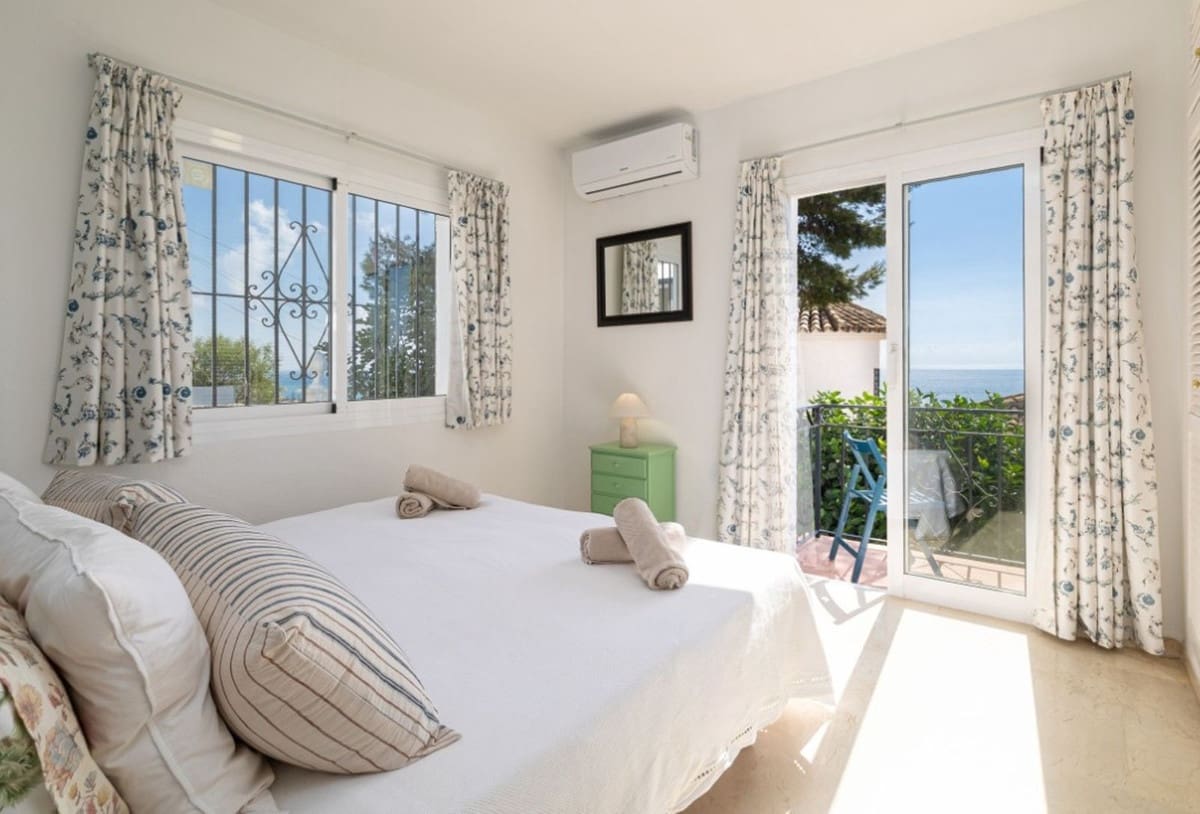4 bedroom Villa for sale in La Capellania - € 1,349,000 (Ref: 9598114)