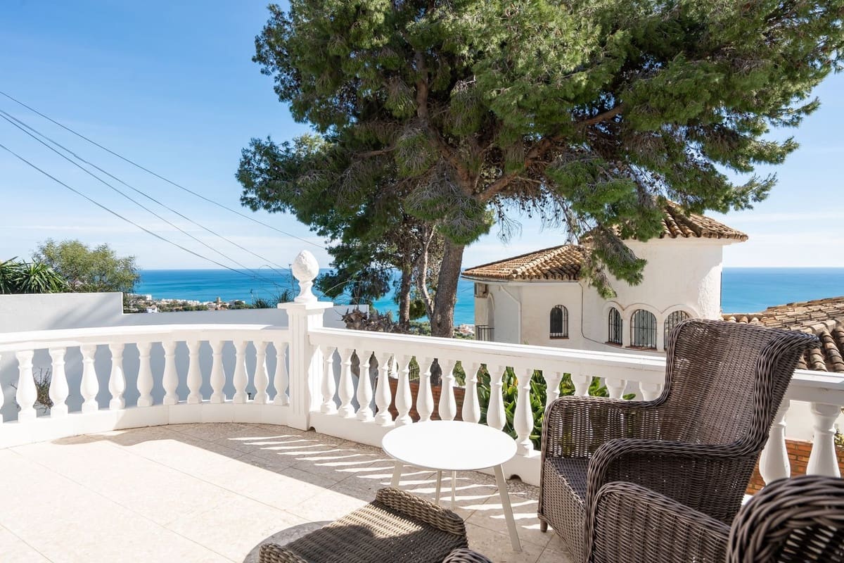 4 bedroom Villa for sale in La Capellania - € 1,349,000 (Ref: 9598114)