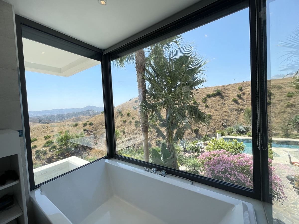 4 Zimmer Villa zu verkaufen in Mijas - 1.990.000 € (Ref: 9650347)