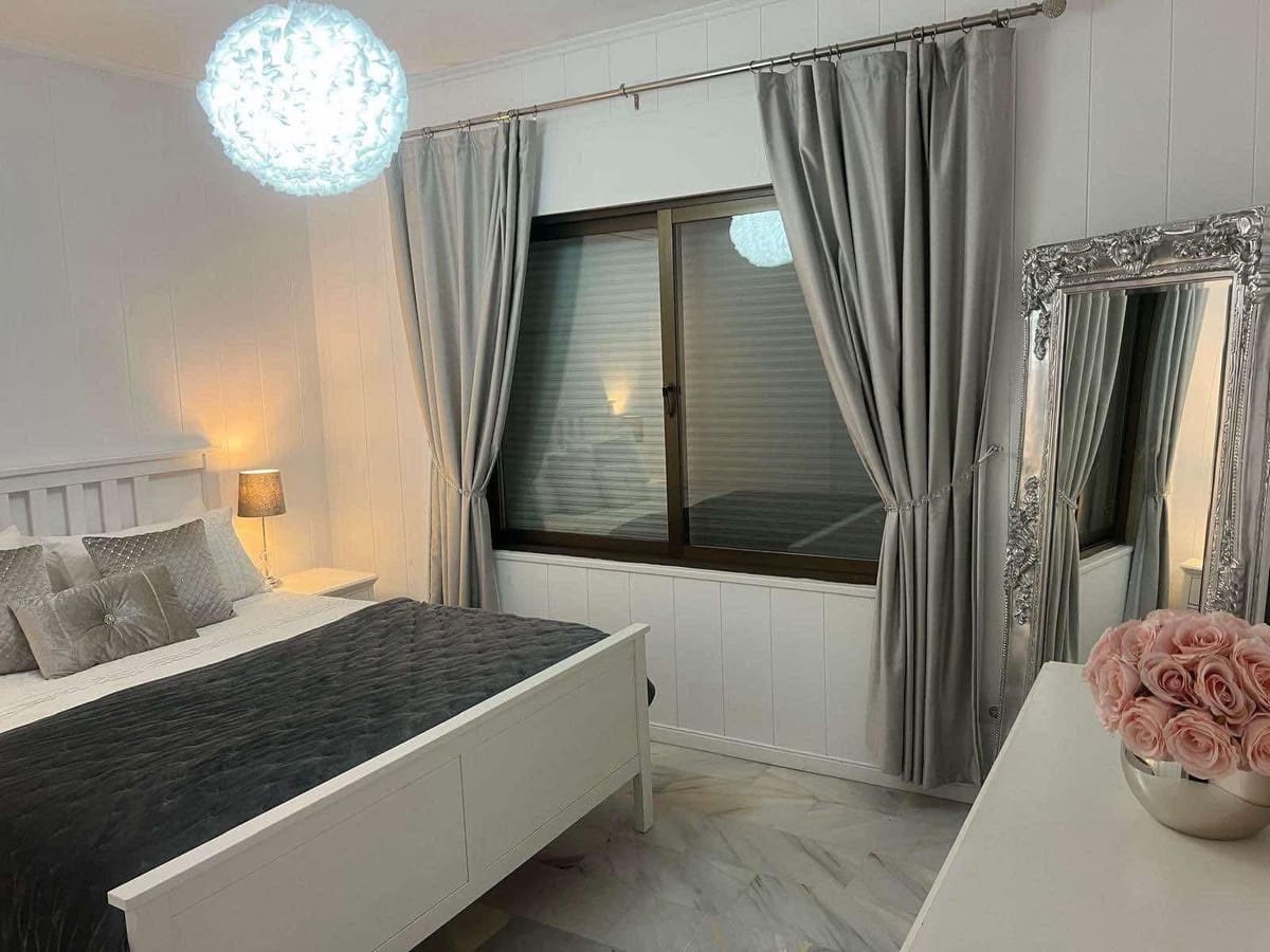 6 makuuhuone Huvila myytävänä paikassa Mijas mukana 
autotalli - 1 450 000 € (Ref: 9677894)