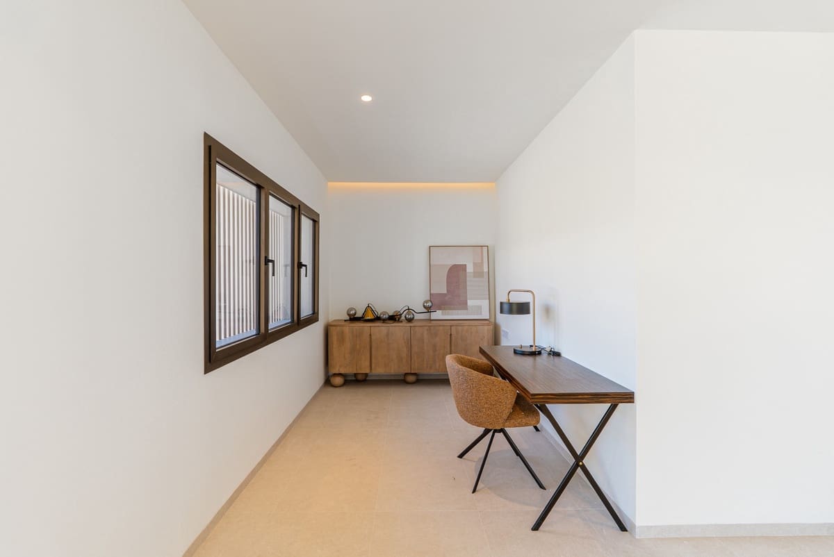 4 sovrum Lägenhet till salu i Benahavis - 1 900 000 € (Ref: 9677895)