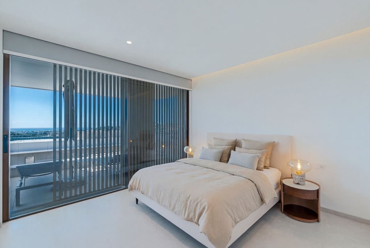 4 sovrum Lägenhet till salu i Benahavis - 1 900 000 € (Ref: 9677895)