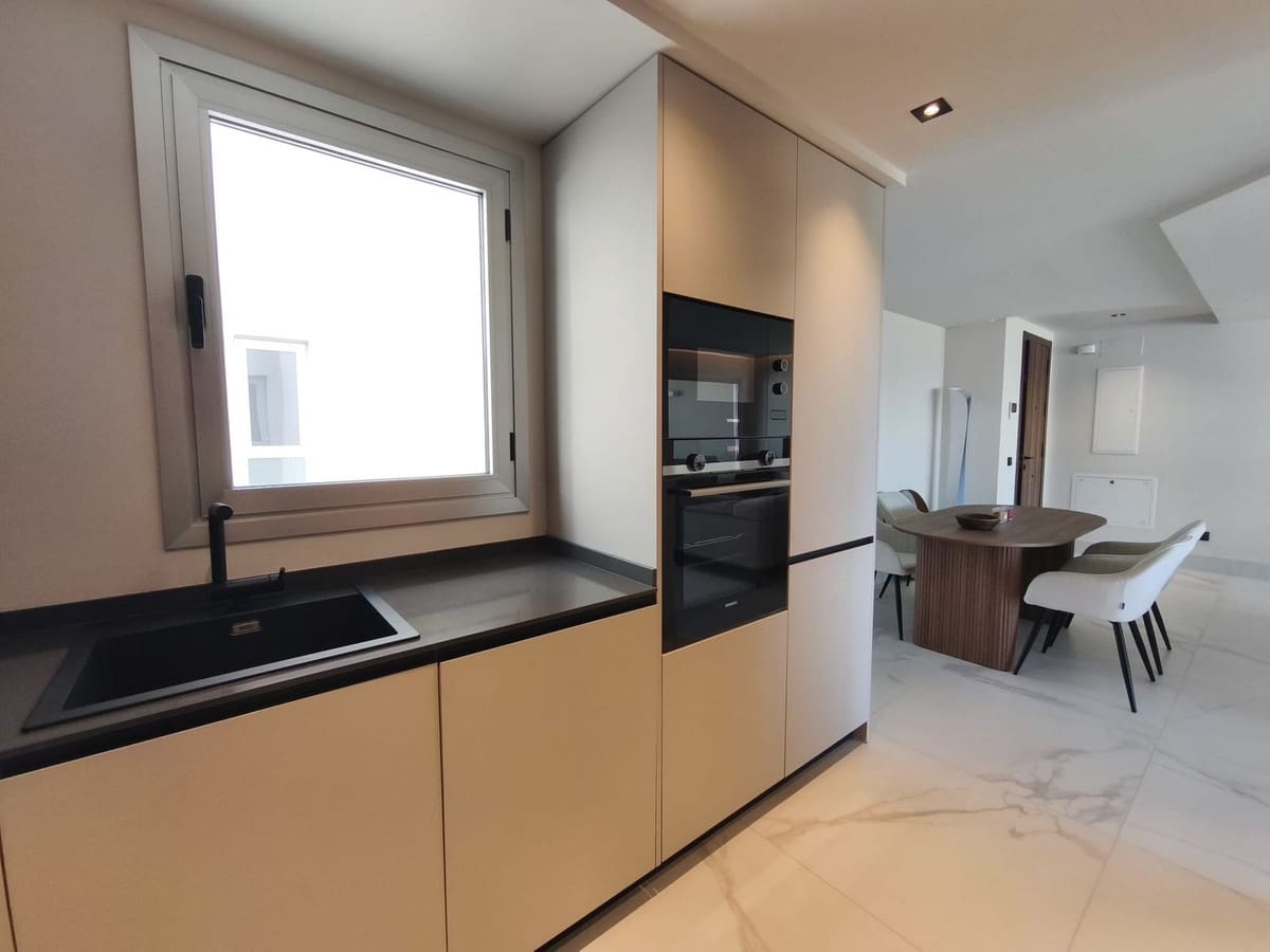 2 makuuhuone Huoneisto myytävänä paikassa San Pedro de Alcantara - 805 000 € (Ref: 9677896)