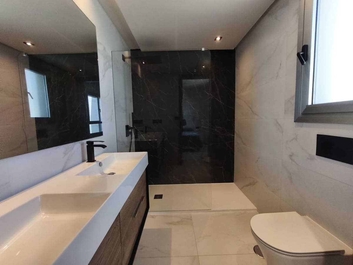 2 makuuhuone Huoneisto myytävänä paikassa San Pedro de Alcantara - 805 000 € (Ref: 9677896)
