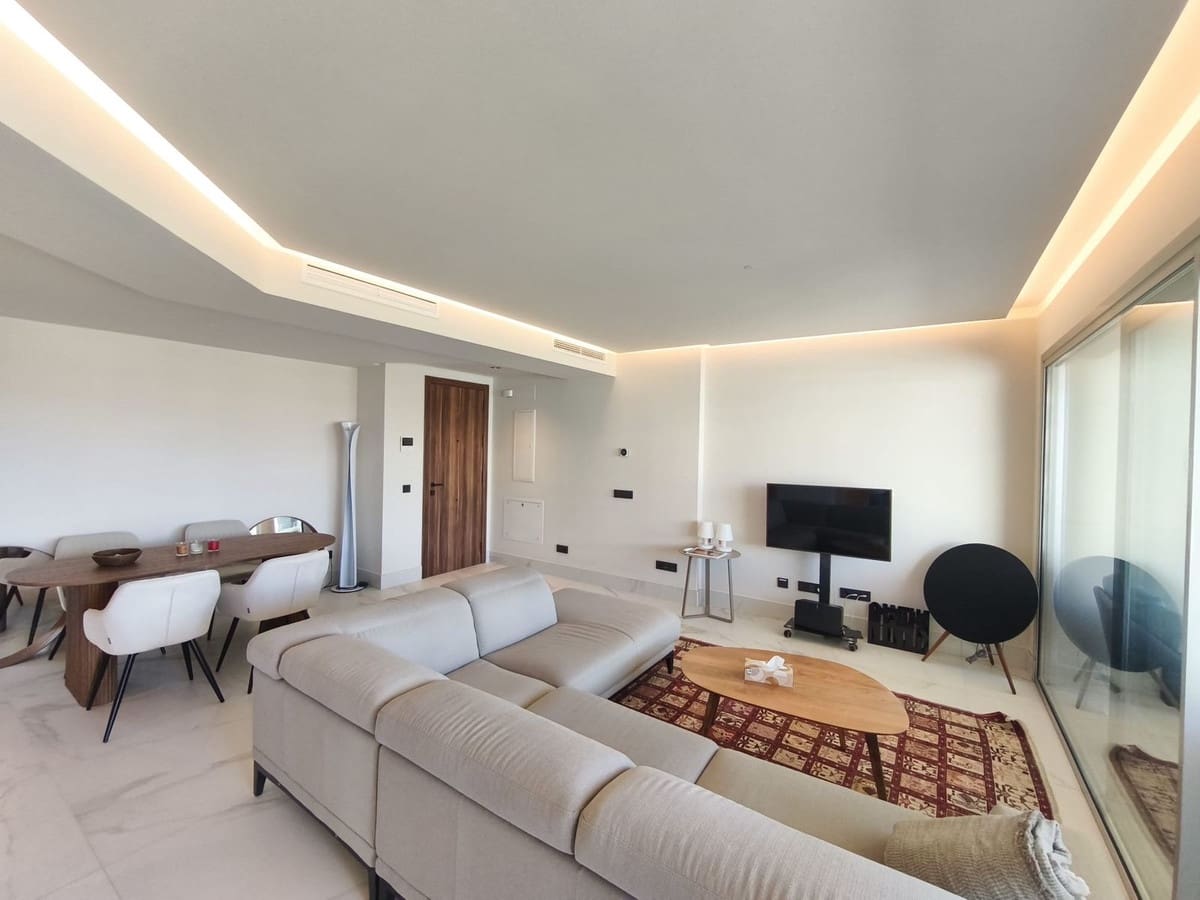 2 makuuhuone Huoneisto myytävänä paikassa San Pedro de Alcantara - 805 000 € (Ref: 9677896)