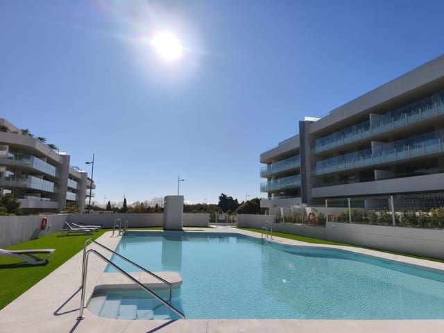 Apartamento de 2 habitaciones en San Pedro de Alcantara, Marbella en venta - 805.000 € (Ref: 9677896)