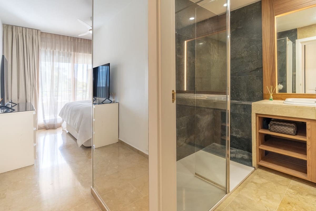 2 sypialnia Apartament na sprzedaż w Sitio de Calahonda - 335 000 € (Ref: 9677897)