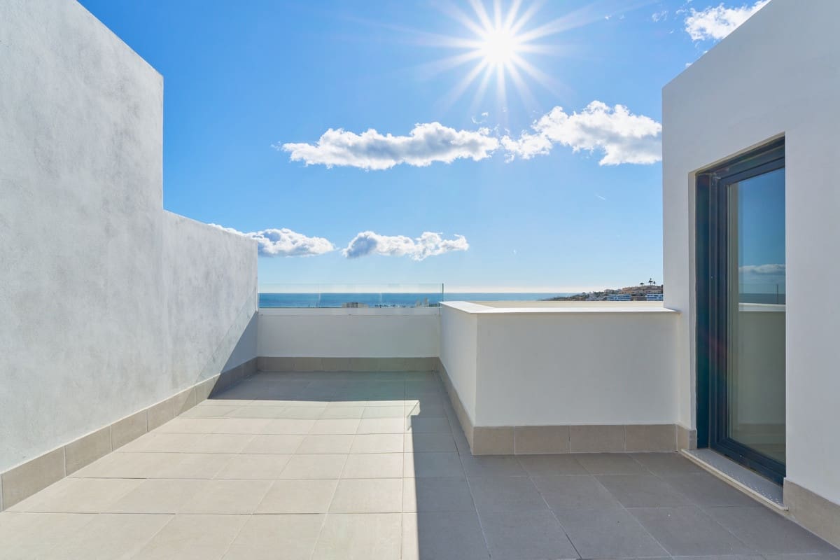 3 Zimmer Haus zu verkaufen in La Cala de Mijas mit Garage - 890.000 € (Ref: 9713256)