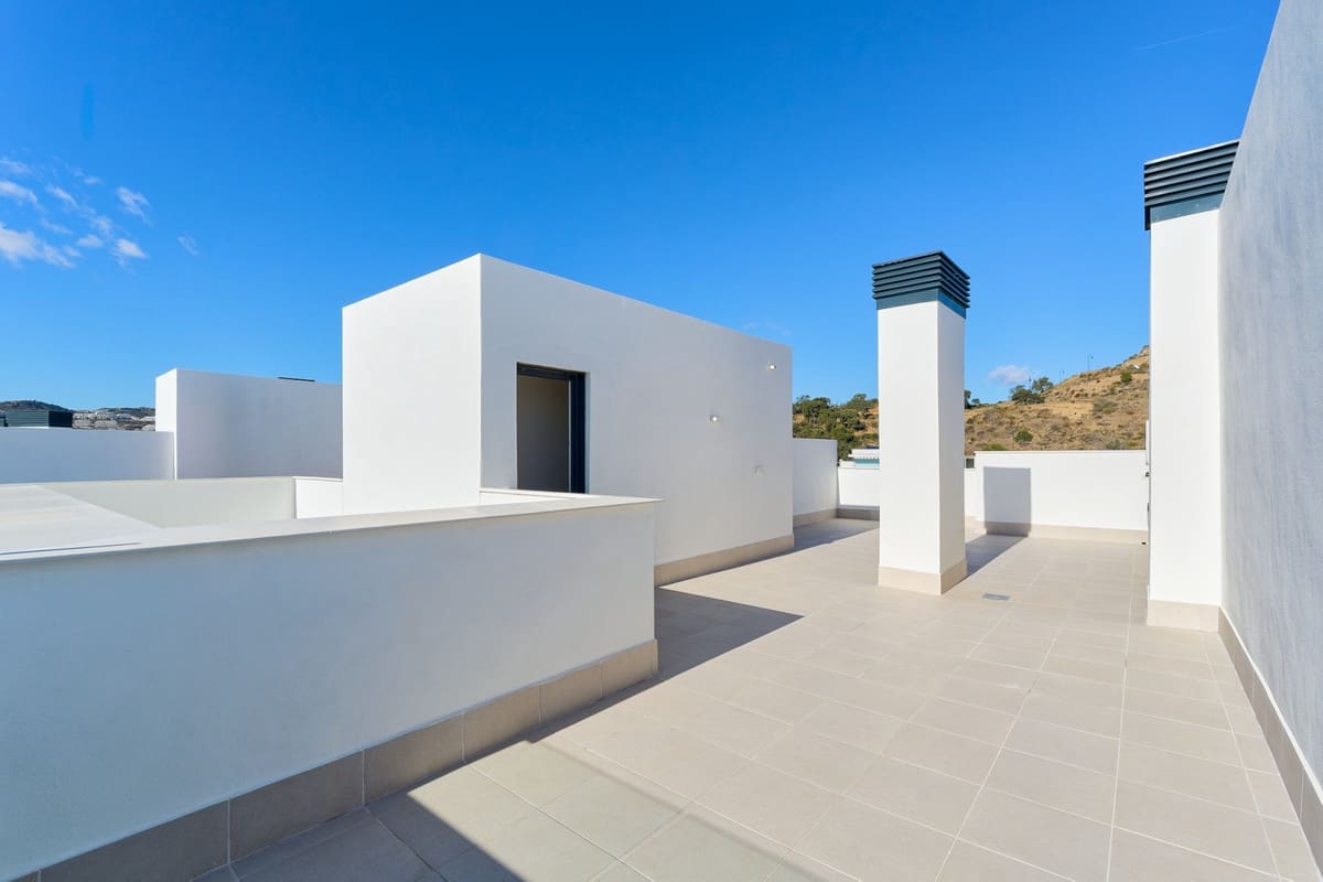 3 chambre Maison de Ville à vendre à La Cala de Mijas avec garage - 890 000 € (Ref: 9713256)