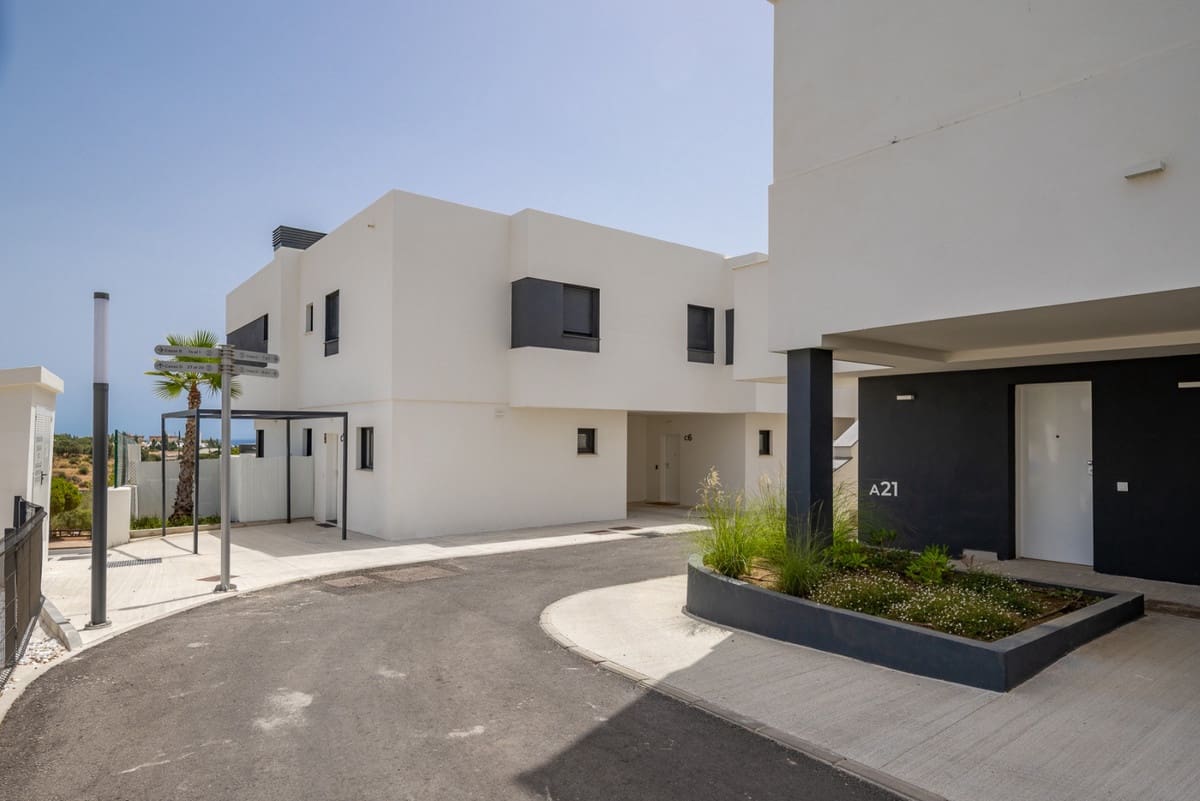 3 chambre Maison de Ville à vendre à La Cala de Mijas avec garage - 890 000 € (Ref: 9713256)