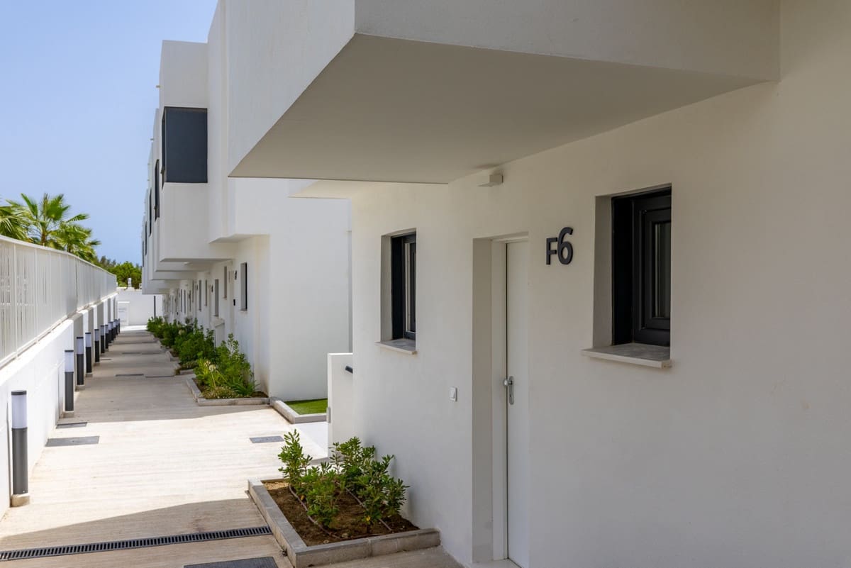 3 chambre Maison de Ville à vendre à La Cala de Mijas avec garage - 890 000 € (Ref: 9713256)