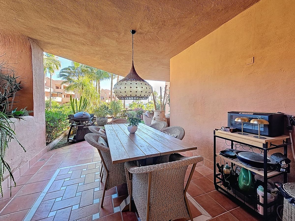 3 slaapkamer Appartement te koop in Estepona - € 1.095.000 (Ref: 9770202)