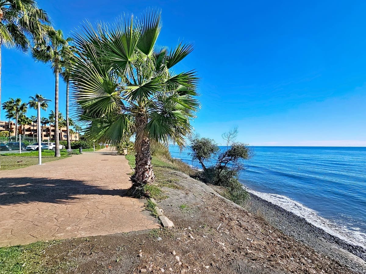 3 slaapkamer Appartement te koop in Estepona - € 1.095.000 (Ref: 9770202)