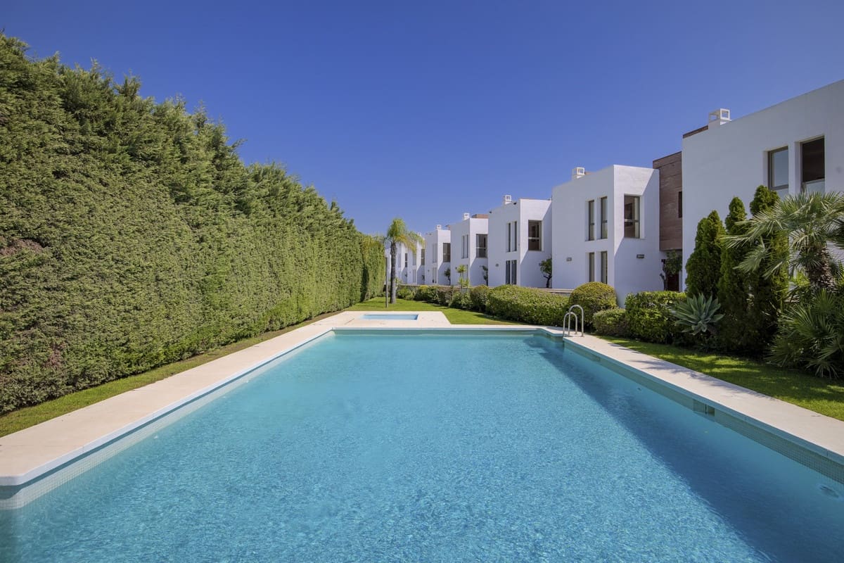 3 soveværelse Byhus til salg i Benahavis - € 895.000 (Ref: 9793776)