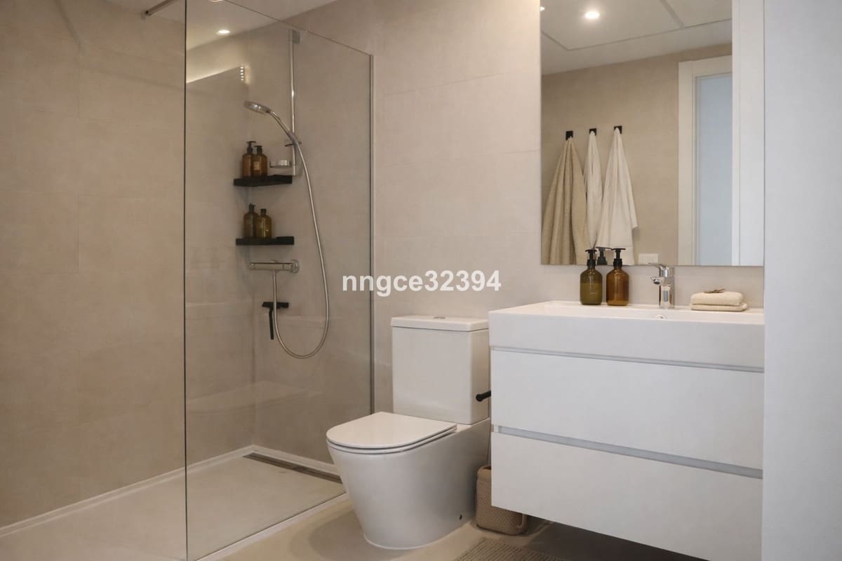 3 bedroom Apartment for sale in Estepona with garage - € 929,900 (Ref: 9793777)