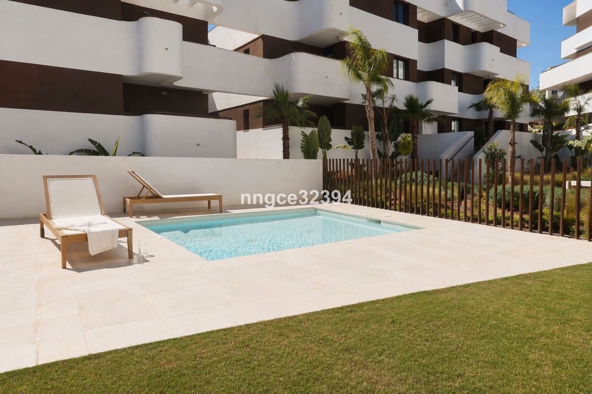 3 bedroom Apartment for sale in Estepona with garage - € 929,900 (Ref: 9793777)