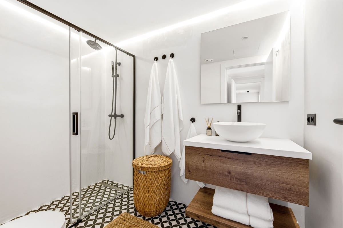 3 Zimmer Apartment zu verkaufen in Torrequebrada mit Garage - 797.000 € (Ref: 9793779)