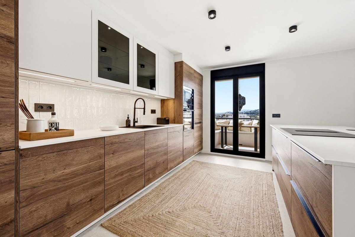 3 Zimmer Apartment zu verkaufen in Torrequebrada mit Garage - 797.000 € (Ref: 9793779)