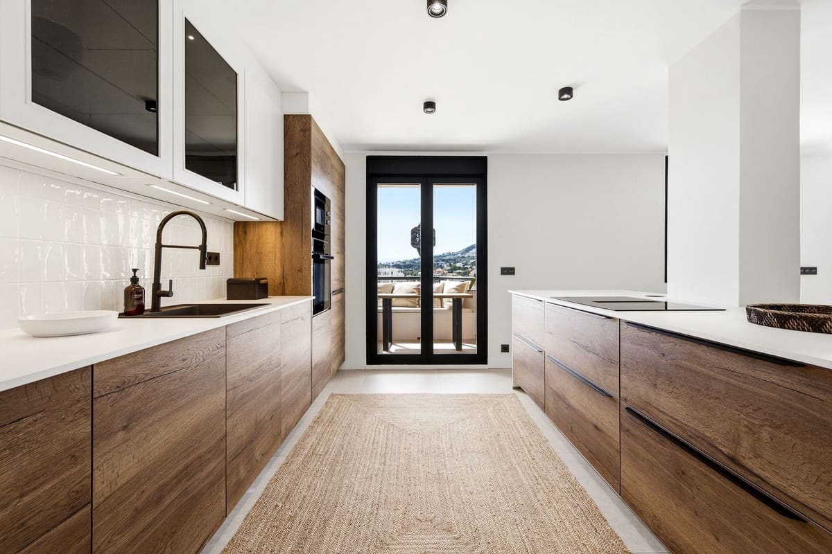 3 Zimmer Apartment zu verkaufen in Torrequebrada mit Garage - 797.000 € (Ref: 9793779)