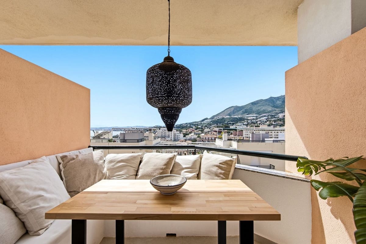 3 Zimmer Apartment zu verkaufen in Torrequebrada mit Garage - 797.000 € (Ref: 9793779)