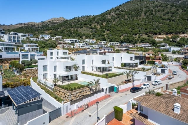 4 chambre Villa/Maison à vendre à Mijas avec garage - 1 945 000 € (Ref: 9793780)
