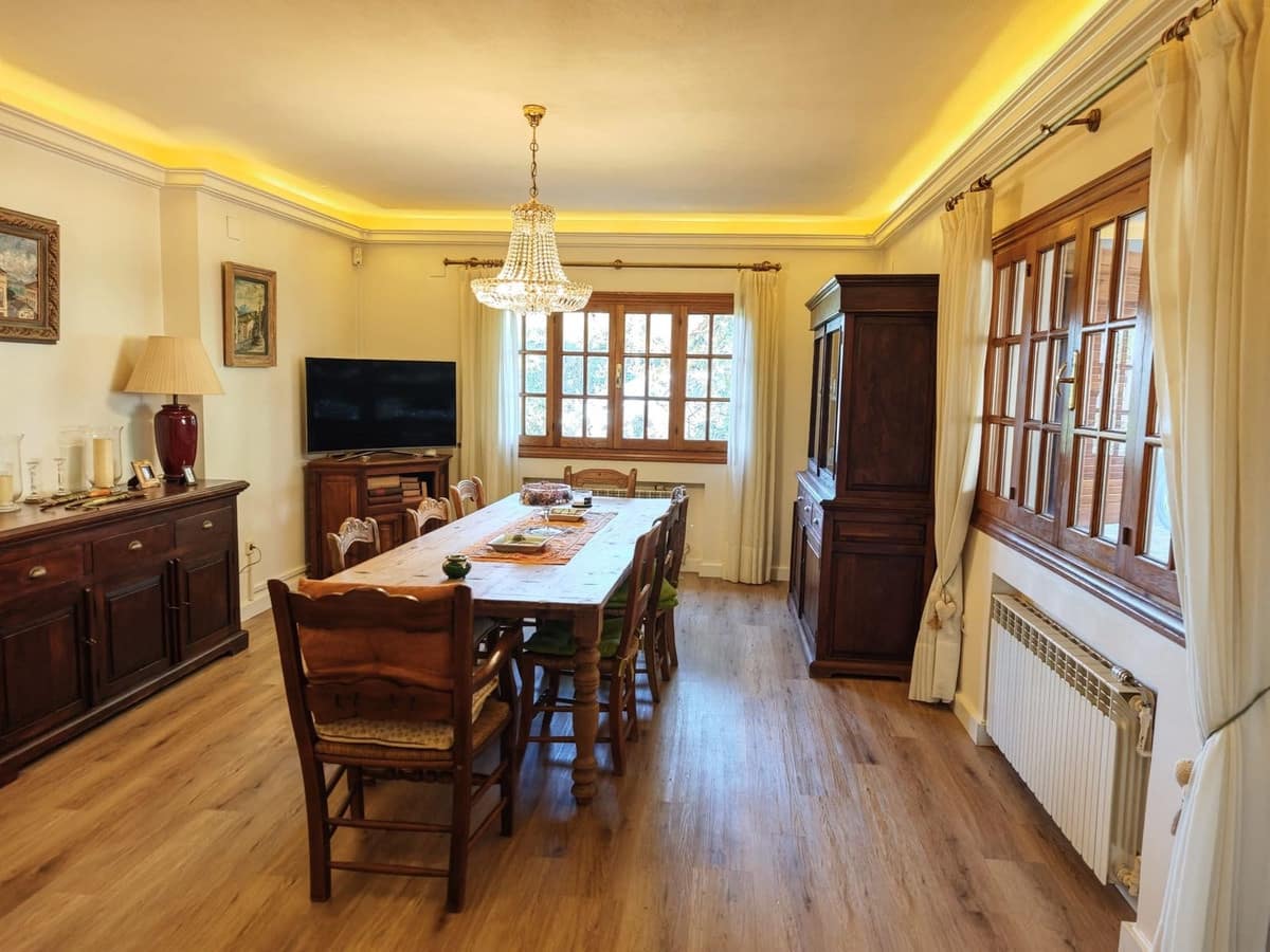 4 soverom Villa til salgs i San Luis de Sabinillas - € 1 750 000 (Ref: 9926466)