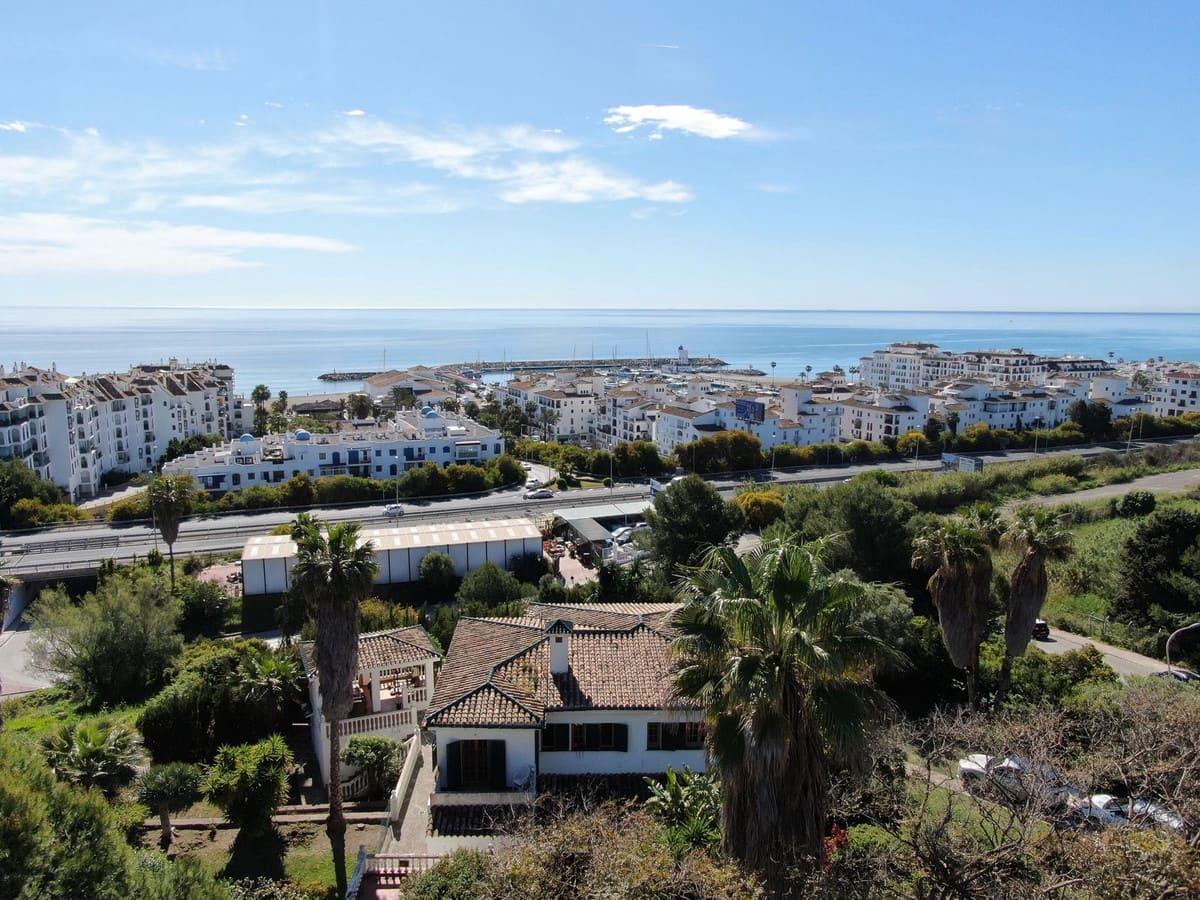 4 soverom Villa til salgs i San Luis de Sabinillas - € 1 750 000 (Ref: 9926466)