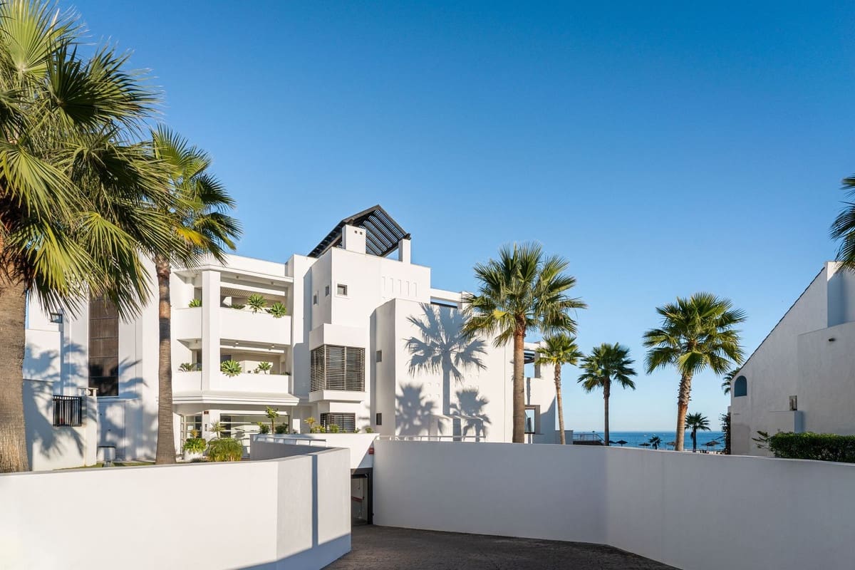 2 slaapkamer Appartement te koop in Bahia de Casares - € 980.000 (Ref: 9926473)