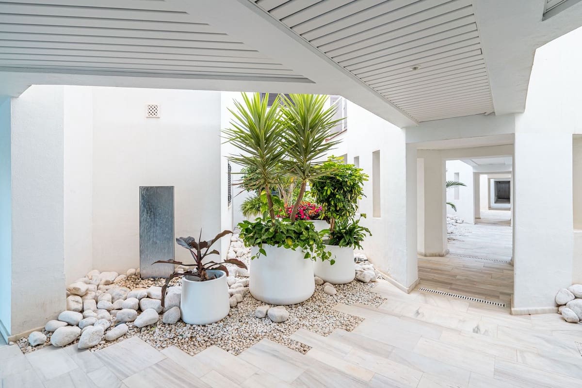 2 slaapkamer Appartement te koop in Bahia de Casares - € 980.000 (Ref: 9926473)