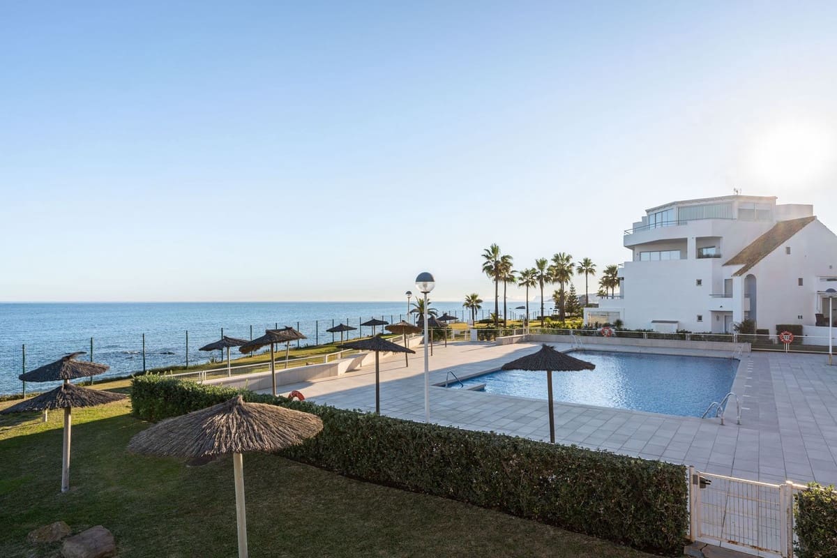2 slaapkamer Appartement te koop in Bahia de Casares - € 980.000 (Ref: 9926473)