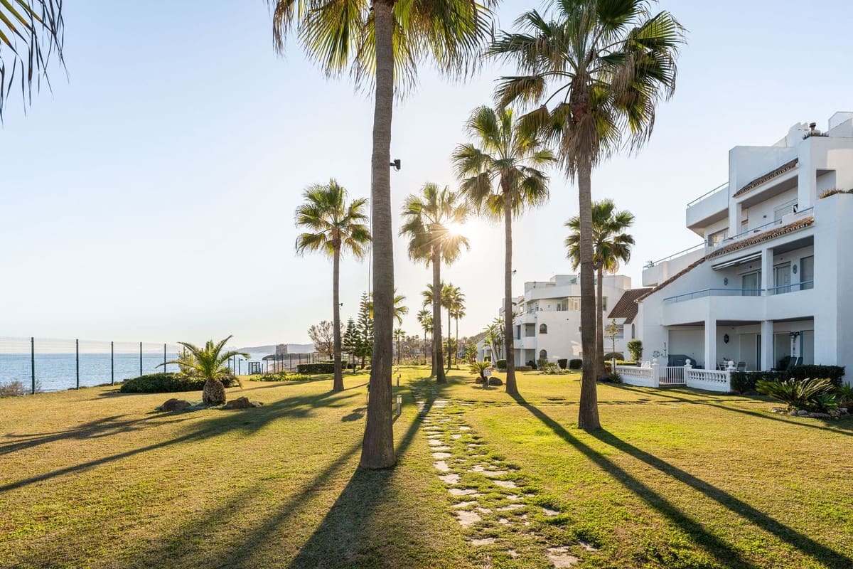2 slaapkamer Appartement te koop in Bahia de Casares - € 980.000 (Ref: 9926473)