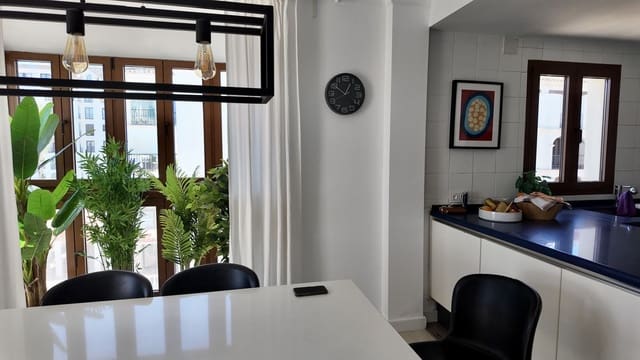 4 soverom Leilighet til salgs i La Duquesa / Puerto de la Duquesa, Manilva med garasje - € 950 000 (Ref: 9926474)
