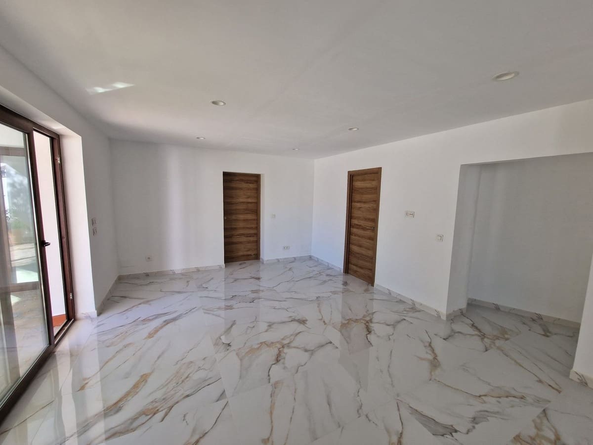 4 soveværelse Villa til salg i Sotogrande med garage - € 1.980.000 (Ref: 9926547)